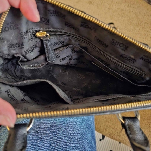 Michael Kors purse with Wallet Bundle Set - Picture 6 of 14